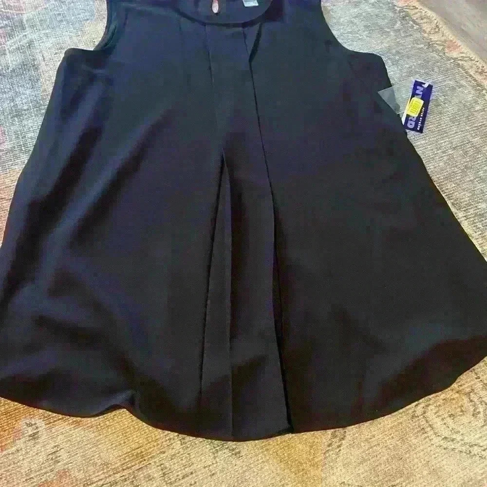 Peter Nygard missy blouse - Picture 3 of 3